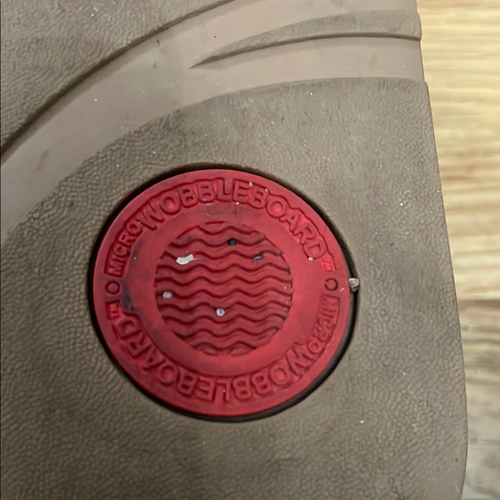 Fitflop Tan and Orange Sandals with Pleated Straps - Picture 5 of 11